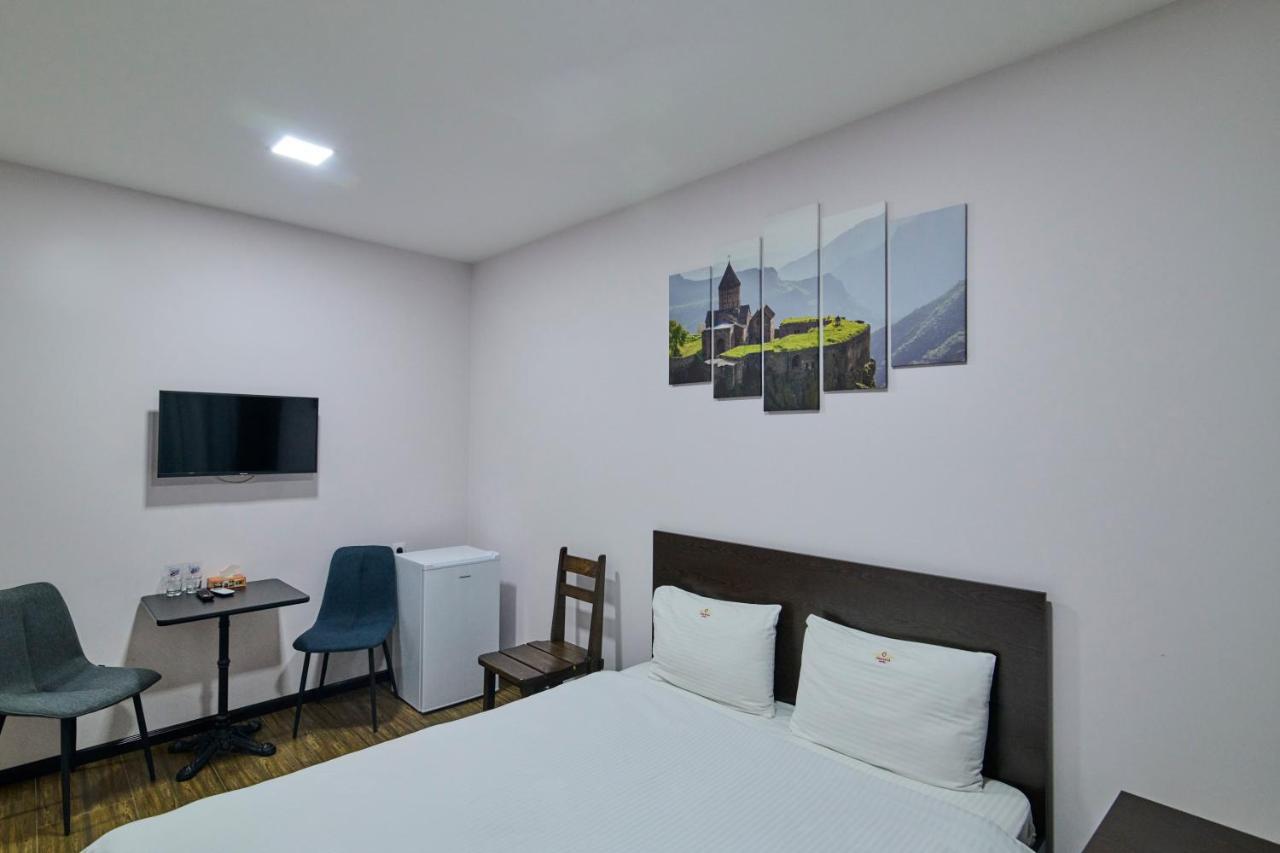 Granada Hotel Yerevan Luaran gambar