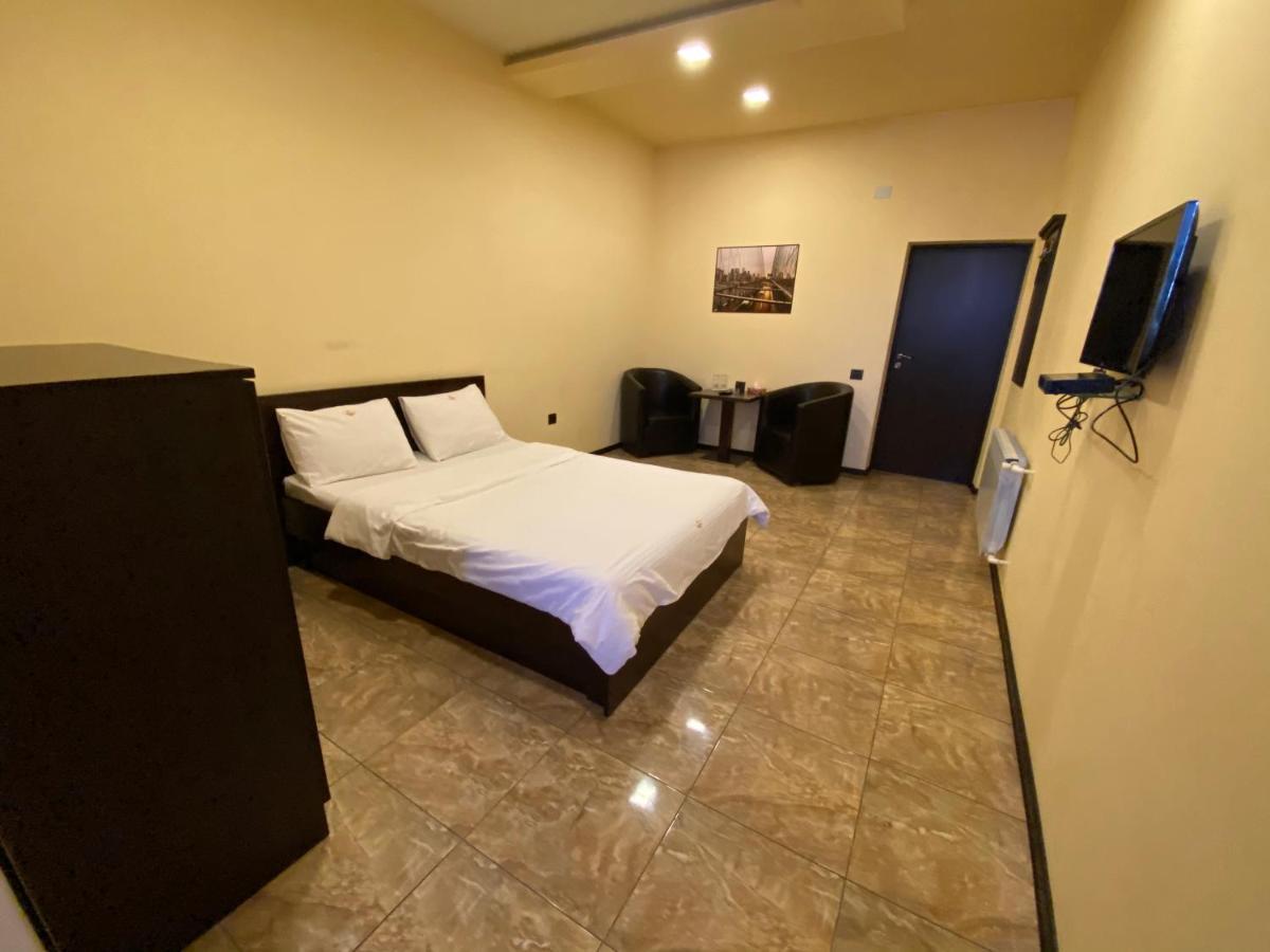 Granada Hotel Yerevan Luaran gambar